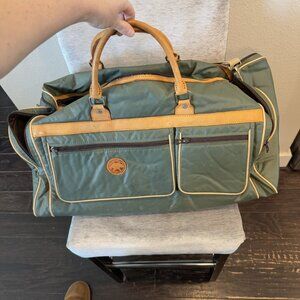 Hunting World Green Vintage Nylon Duffle Travel Bag